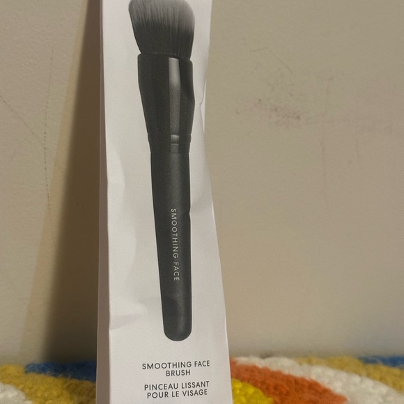 bareMinerals Accessories - bareMinerals Smoothing Face Brush - Black